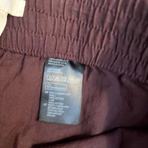 H&M Maroon loose short size 10 thick Lace Detail - Picture 4 of 6